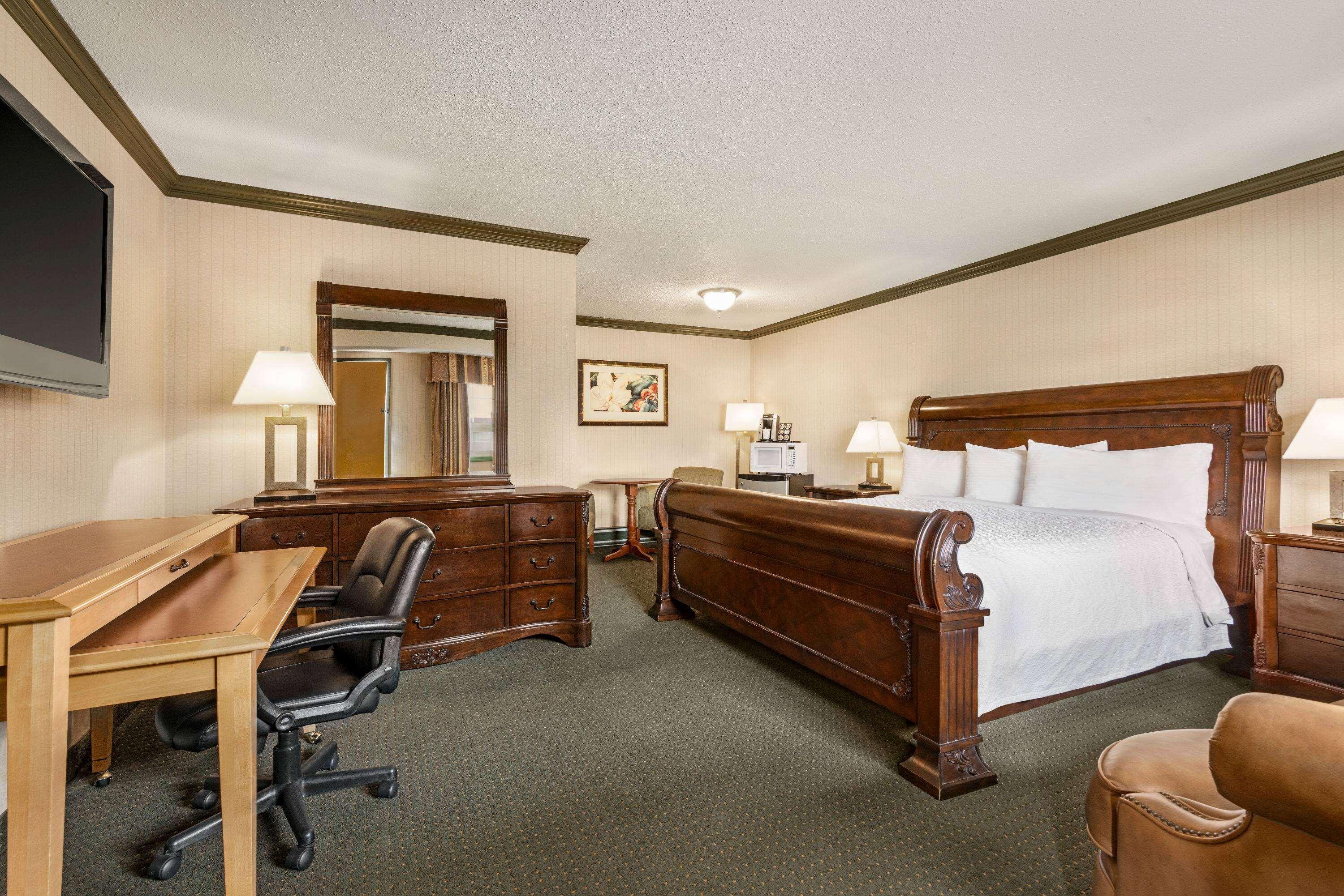 Travelodge By Wyndham Motel